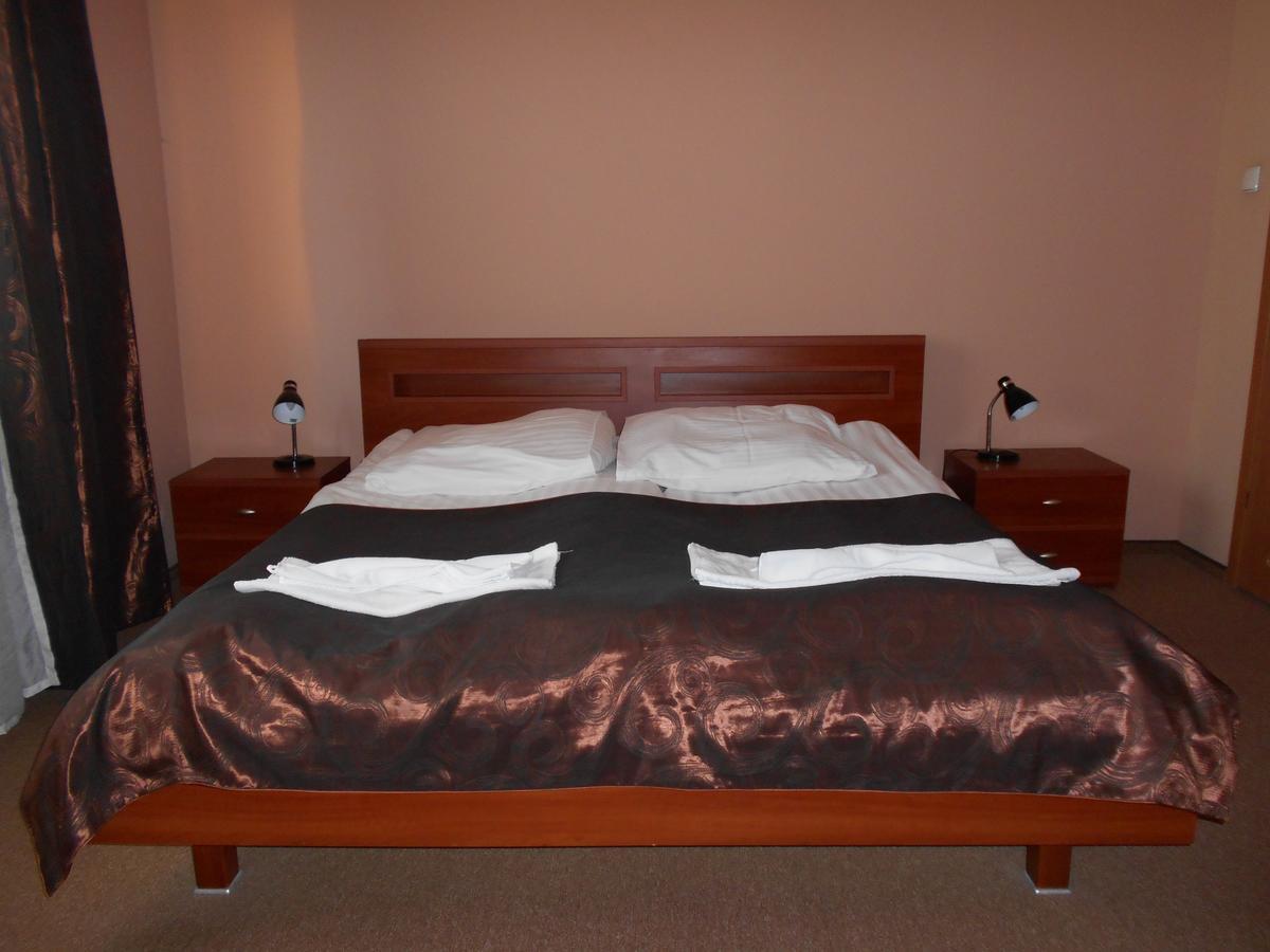 Hotel Astor Radom Esterno foto